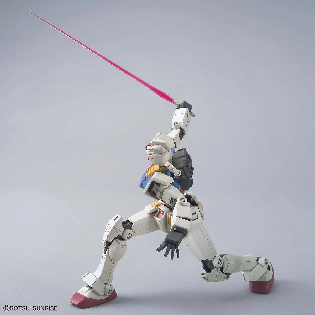 Bandai 1/144 HG RX-78-2 Gundam (Beyond Global) 3 Bandai 1/144 HG RX-78-2 Gundam (Beyond Global) - Image 3