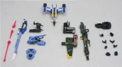 Bandai 1/144 RG 06 FX-550 Skygrasper Launcher/Sword Pack -Model Figures Store 41Db29iWBqL. AC