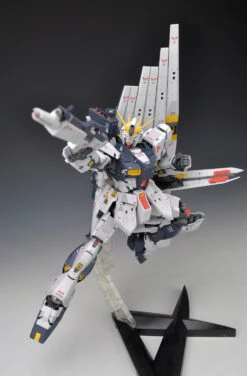 Bandai 1/100 MG Nu Gundam Ver.Ka 15 Bandai 1/100 MG Nu Gundam Ver.Ka -Model Figures Store 6000