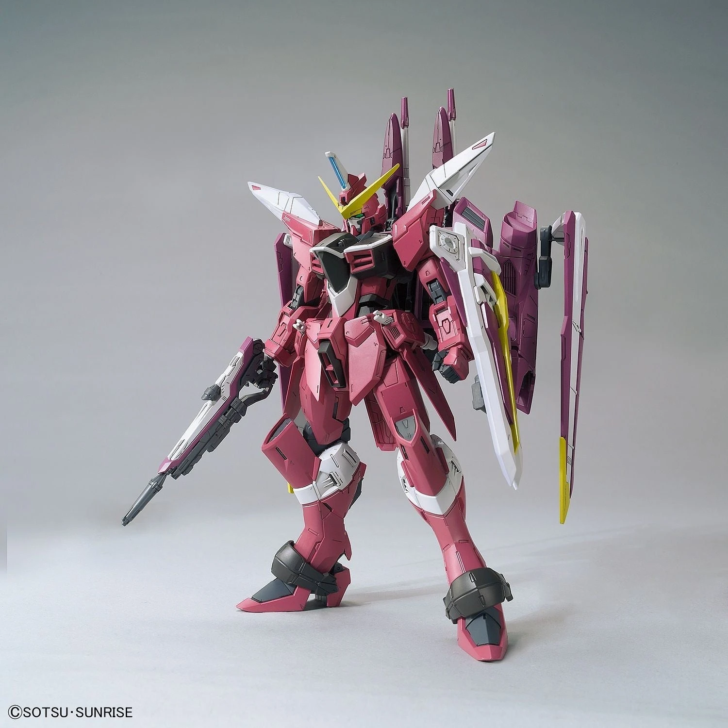 Bandai 1/100 MG Justice 2.0 Gundam 2 Bandai 1/100 MG Justice 2.0 Gundam - Image 2
