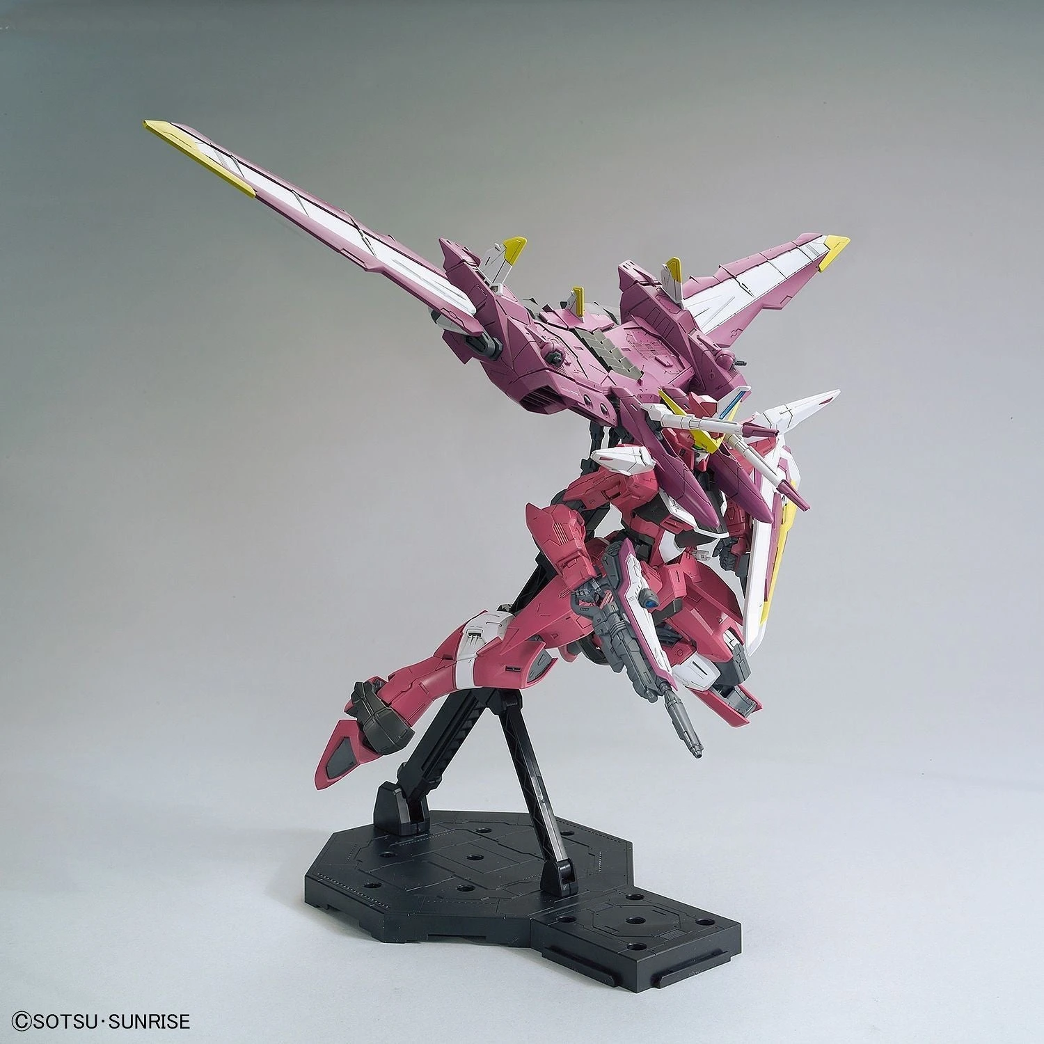 Bandai 1/100 MG Justice 2.0 Gundam 13 Bandai 1/100 MG Justice 2.0 Gundam - Image 13