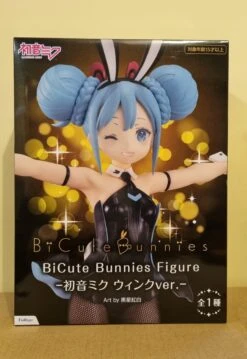Furyu Hatsune Miku Wink Bicute Bunnies Figure