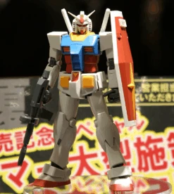 Bandai 1/100 MG RX-78-2 Gundam VER. 2.0 -Model Figures Store ban955520 8
