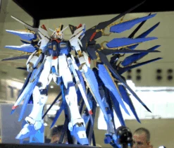 Bandai 1/60 PG Strike Freedom Gundam -Model Figures Store ban965506 15