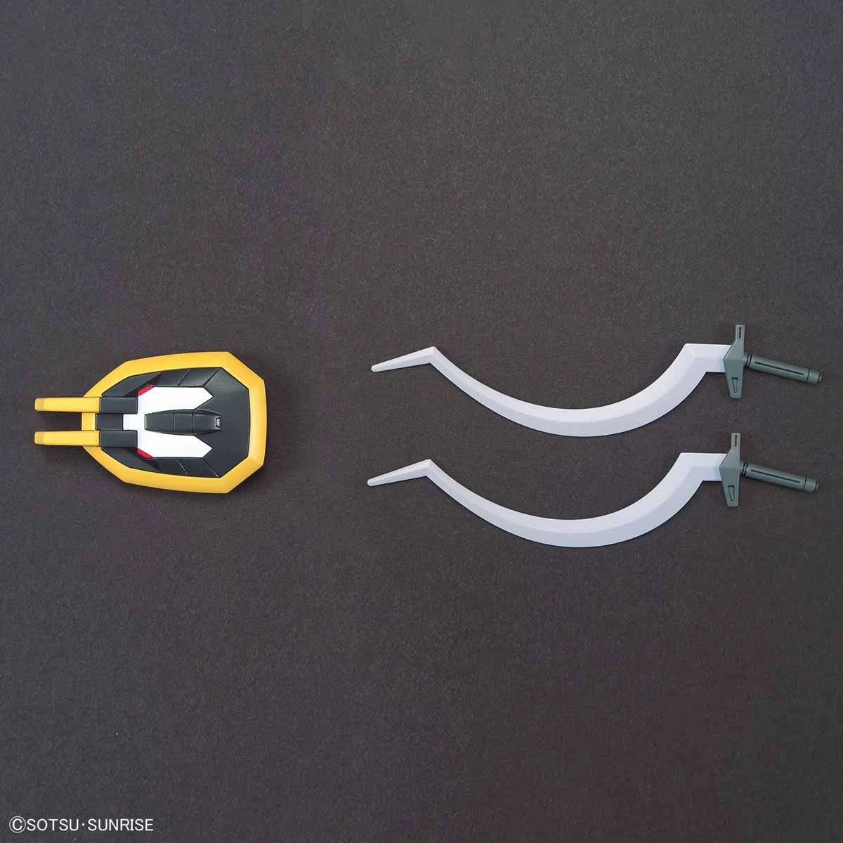 Bandai 1/144 HGAC 228 Gundam Sandrock 7 Bandai 1/144 HGAC 228 Gundam Sandrock - Image 7